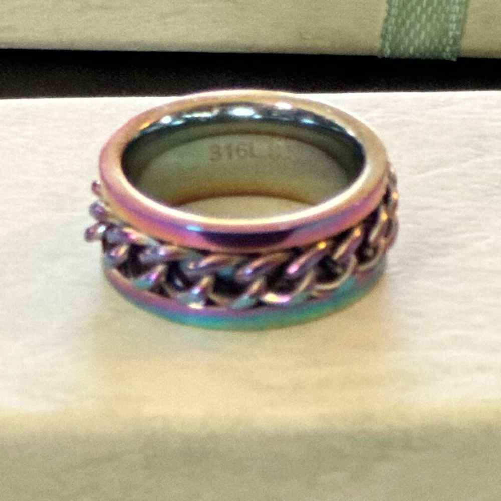 Stainless Steel Rainbow spinning band/ring. Center Braid Spins - Picture 6 of 9
